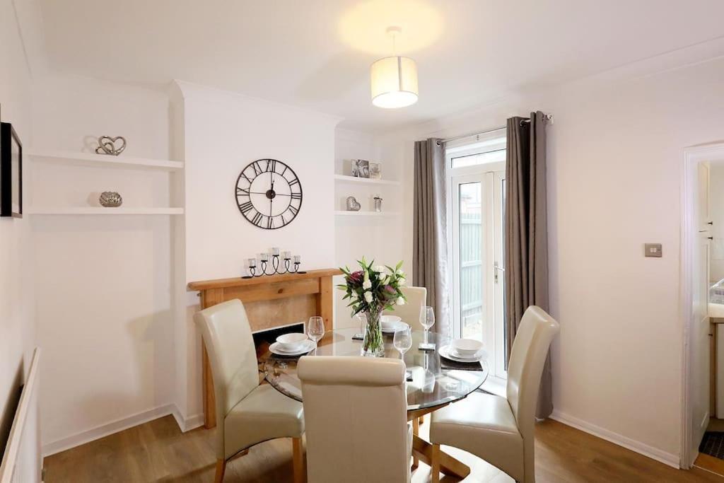 Convenient & Central 2-Bed House นอร์ริช ภายนอก รูปภาพ